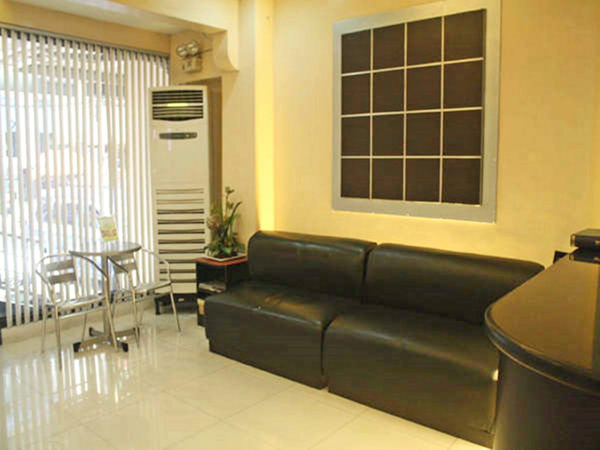 Vista Apartelle Makati City Eksteriør bilde